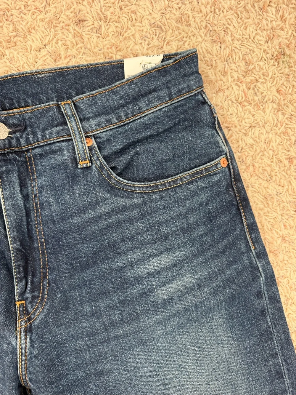 NWT Levi's 502 Taper Men's Dark Blue Straight Leg Jeans W33 L32